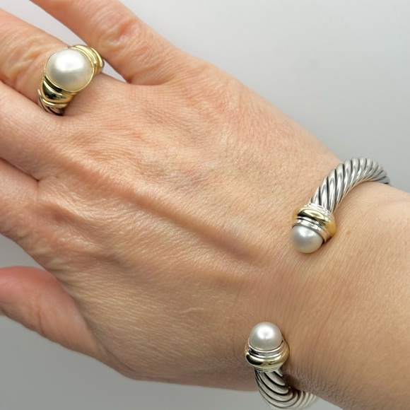 David Yurman 7mm Pearl Bracelet With Gold - Picture 6 of 8